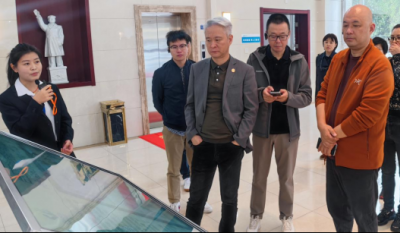 共促发展，凝聚共识——记民建青浦区委辅导光临领导！